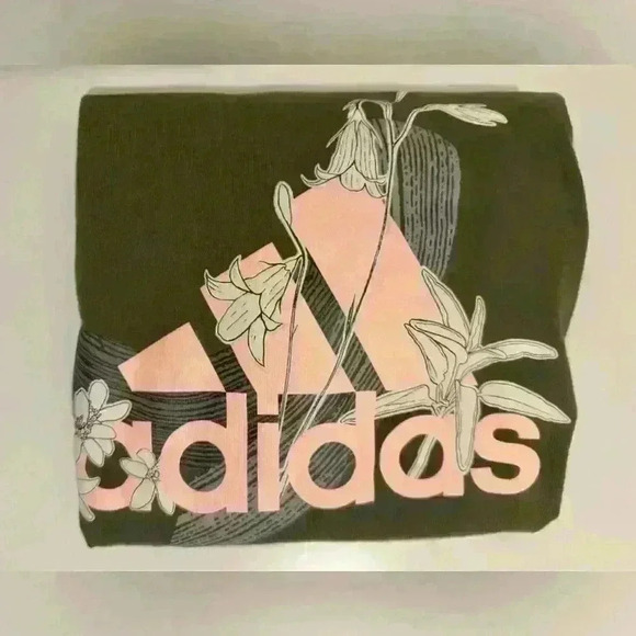 Adidas Nini Sum Graphic T-Shirt, Women’s Size Medium in Wild Pine color - Picture 12 of 13